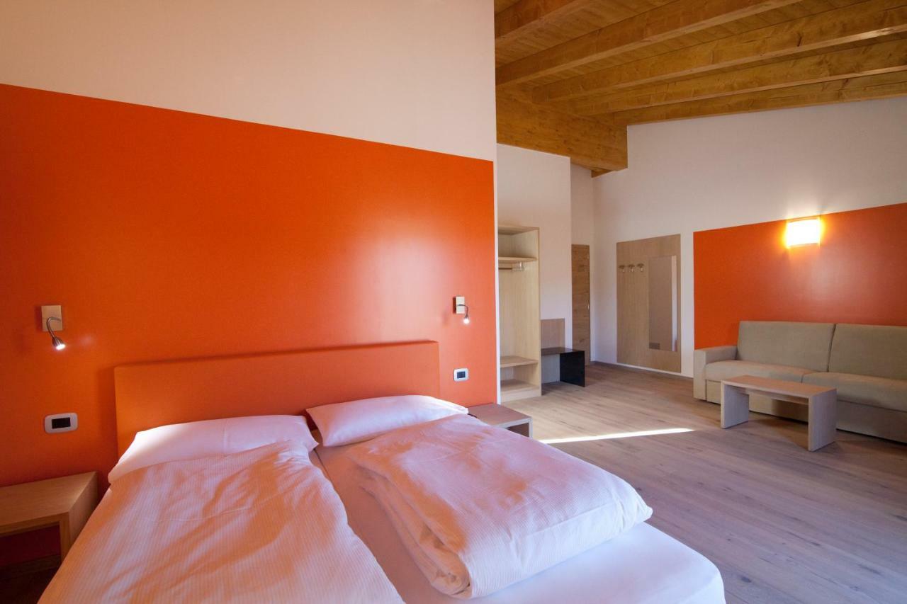 Bed and Breakfast Agritur I Colori Sanzeno Zewnętrze zdjęcie